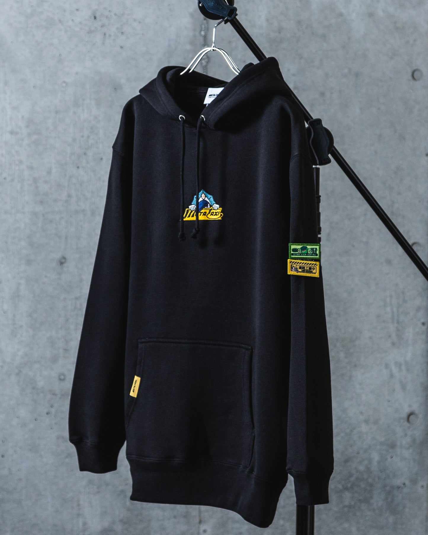 ドライバーフーディー ブラック×オレンジ
