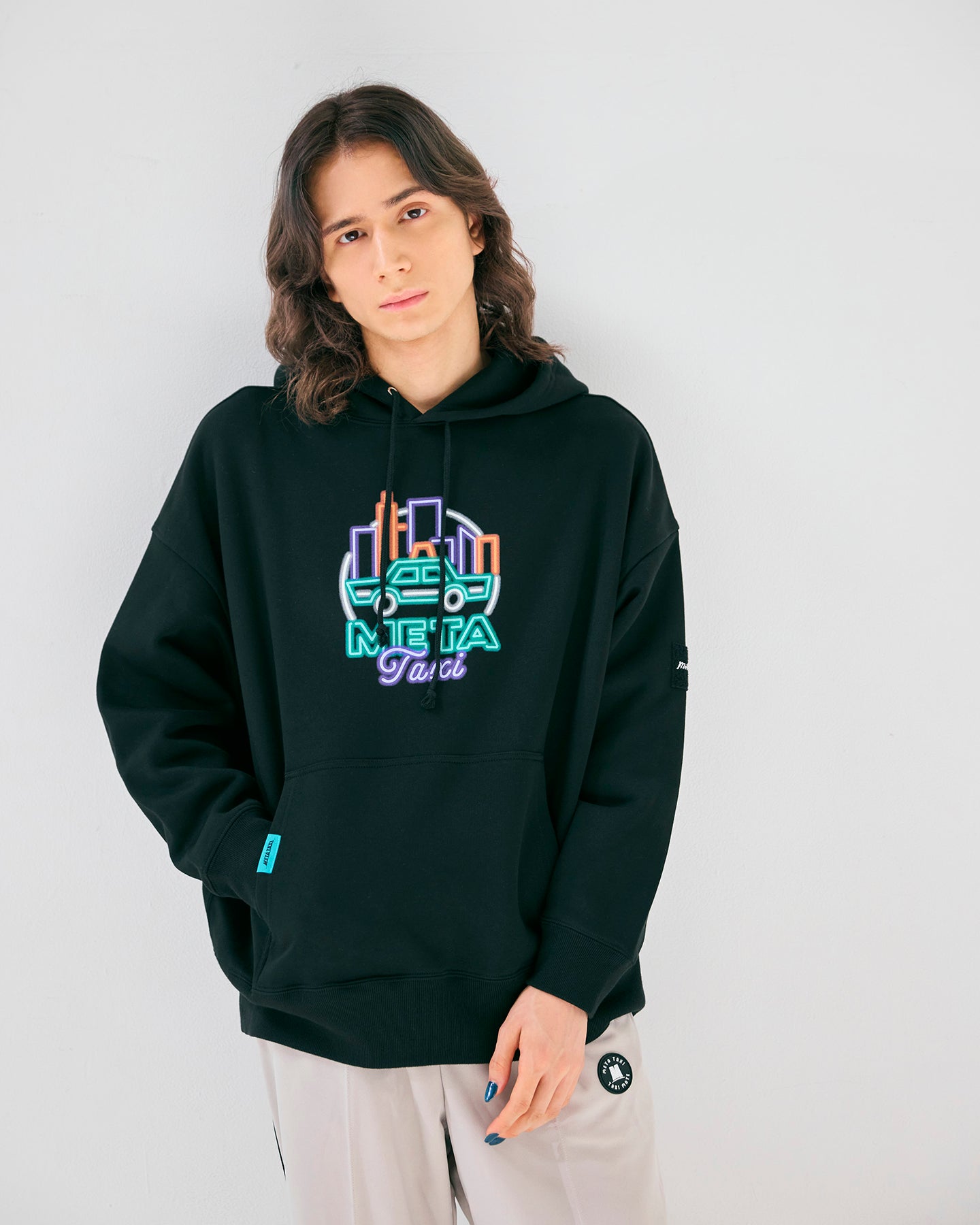 【予約商品】ネオンフーディー ブラック